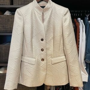 ❌ SOLD ❌ 𝅺Lafayette 148 New York Textured Blazer